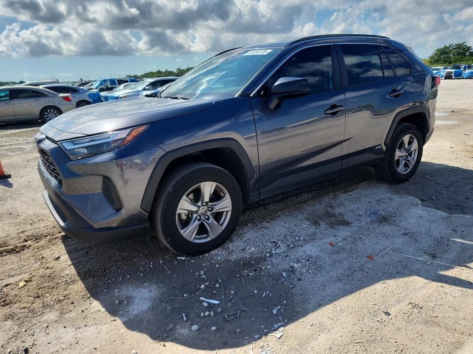2024 Toyota RAV4 LE