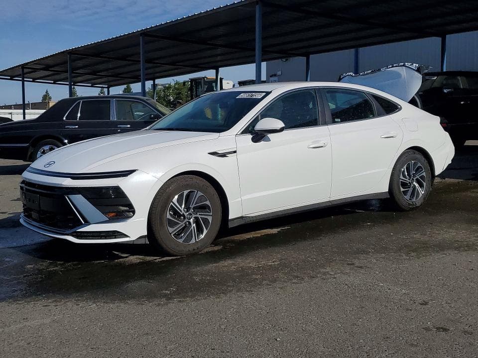 2026 Hyundai Sonata Hybrid Blue