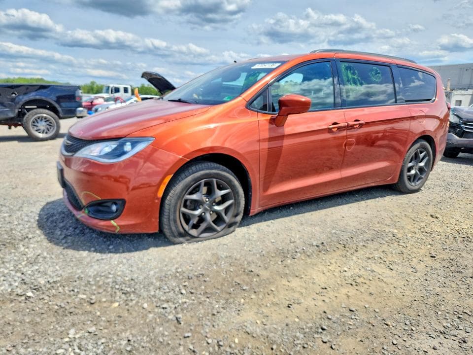 2018 Chrysler Pacifica Touring L