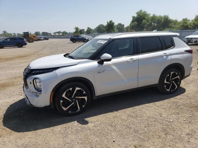 2023 Mitsubishi Outlander SE