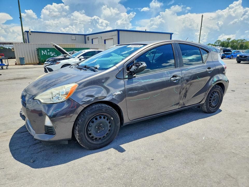 2013 Toyota Prius C TWO