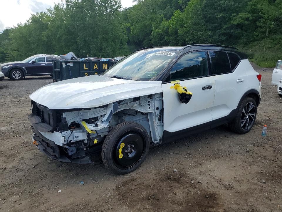 2019 Volvo XC40 T5 R-Design