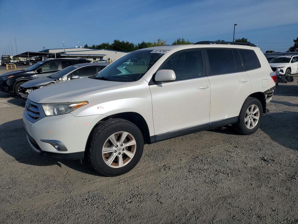 2012 Toyota Highlander SE