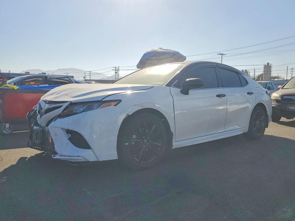 2019 Toyota Camry SE