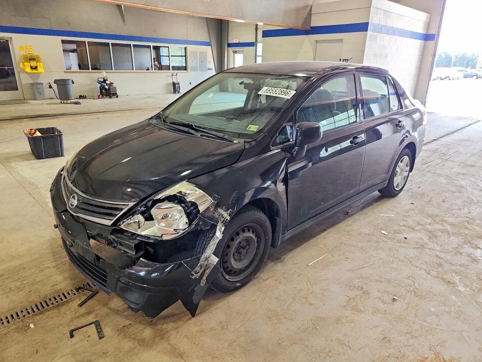 2011 Nissan Versa 1.8 S
