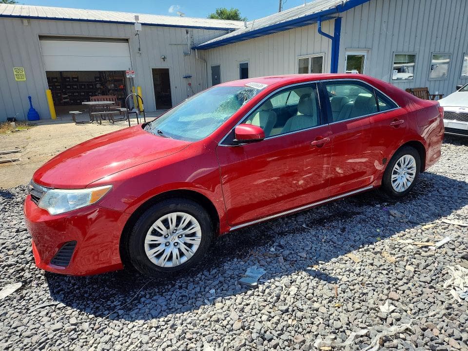 2014 Toyota Camry LE