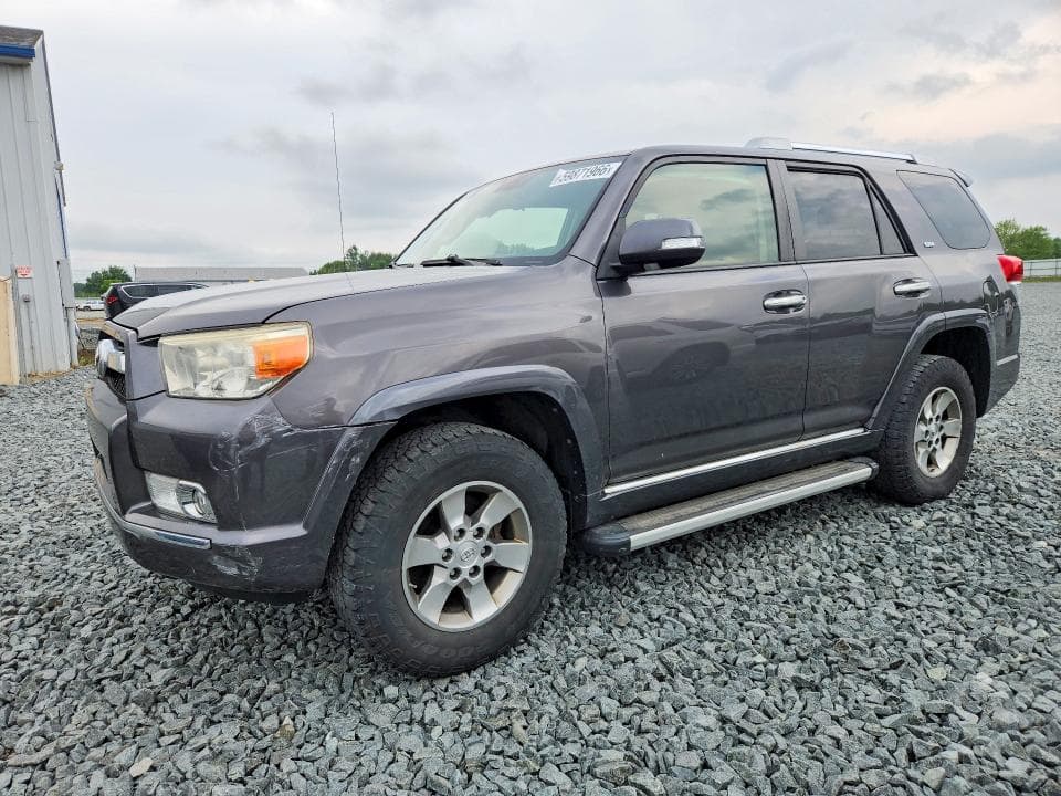 2013 Toyota 4RUNNER SR5