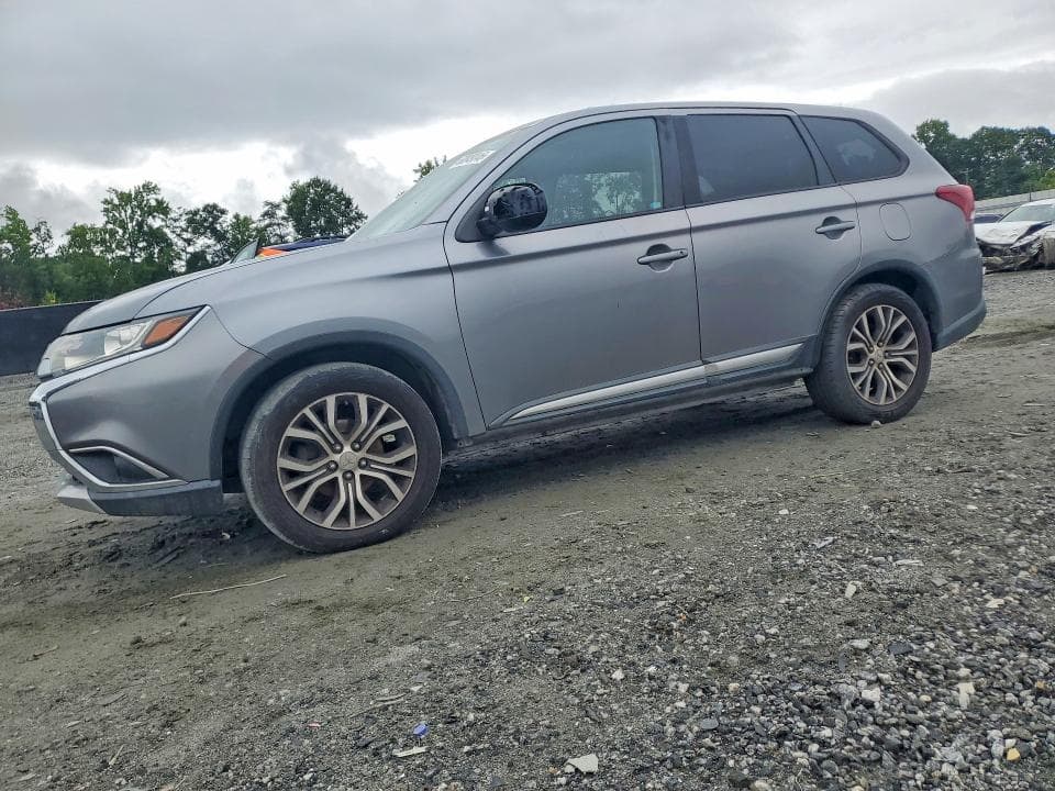 2017 Mitsubishi Outlander ES