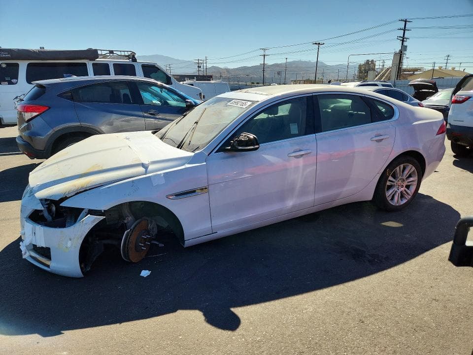 2016 Jaguar XF Premium Luxury