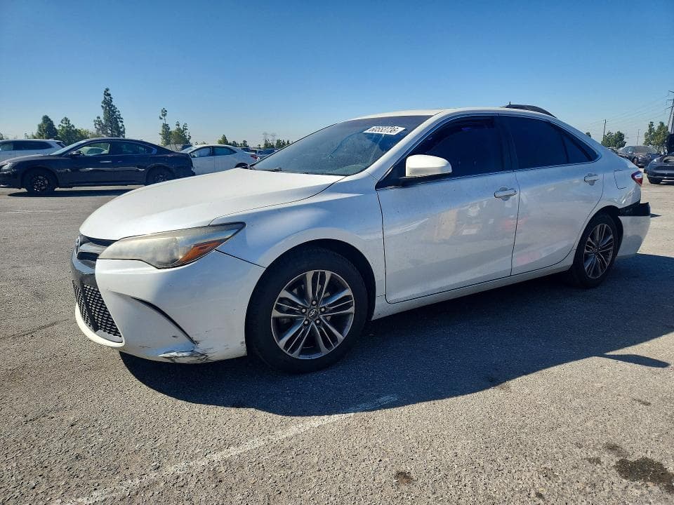 2017 Toyota Camry SE