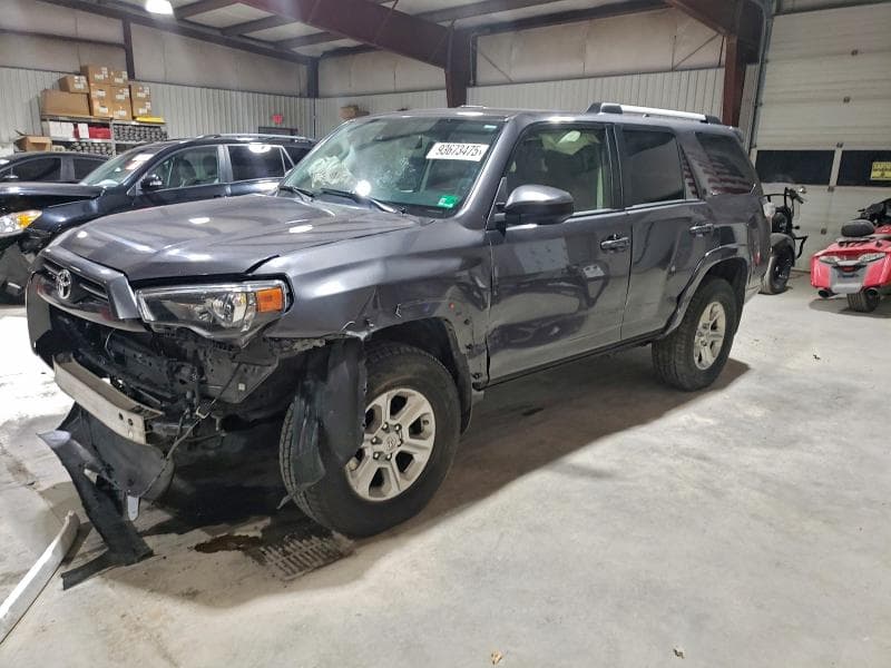 2021 Toyota 4RUNNER SR5/SR5 Premium