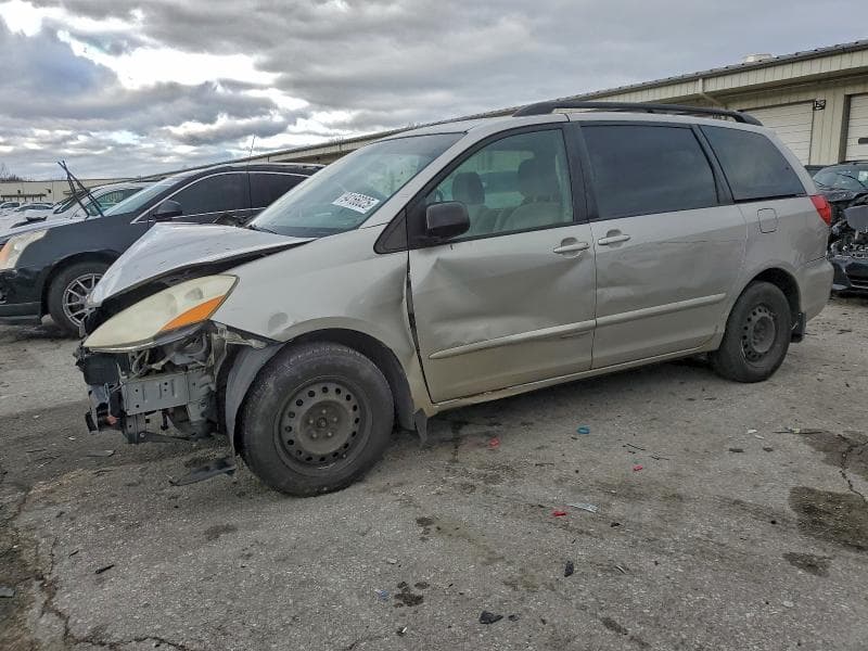 2010 Toyota Sienna CE