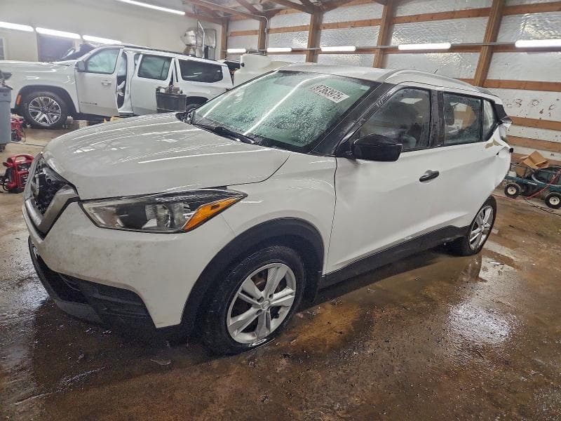 2019 Nissan Kicks S