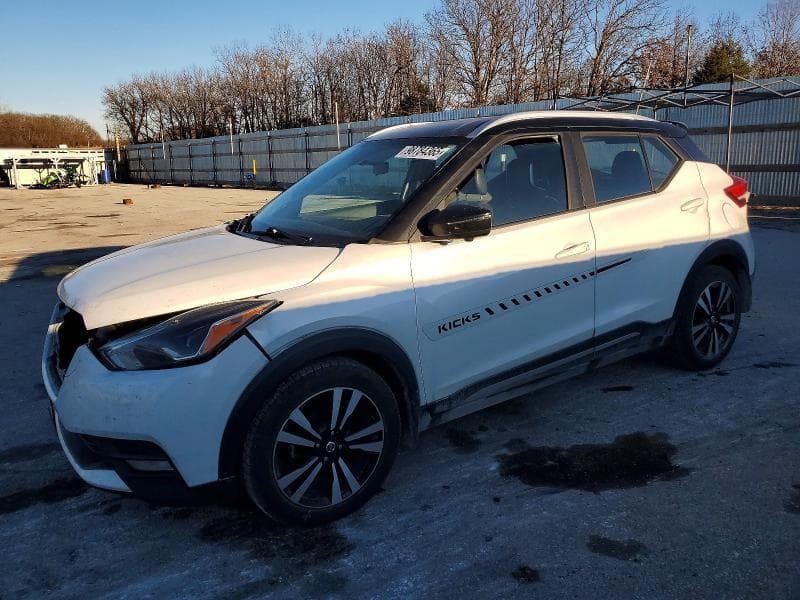 2019 Nissan Kicks S