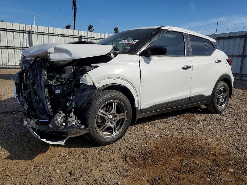 2025 Nissan Kicks Play S