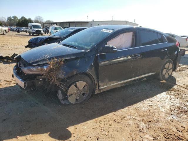 2022 Hyundai Ioniq SE
