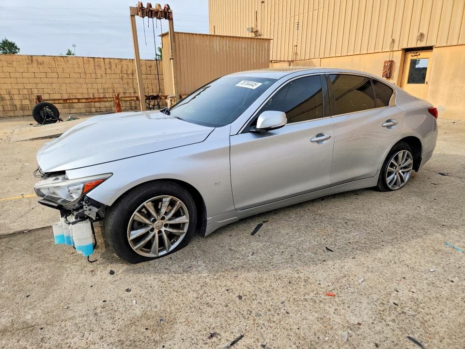 2015 Infiniti Q50 Base