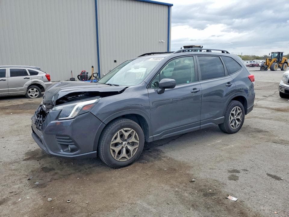 2022 Subaru Forester Premium