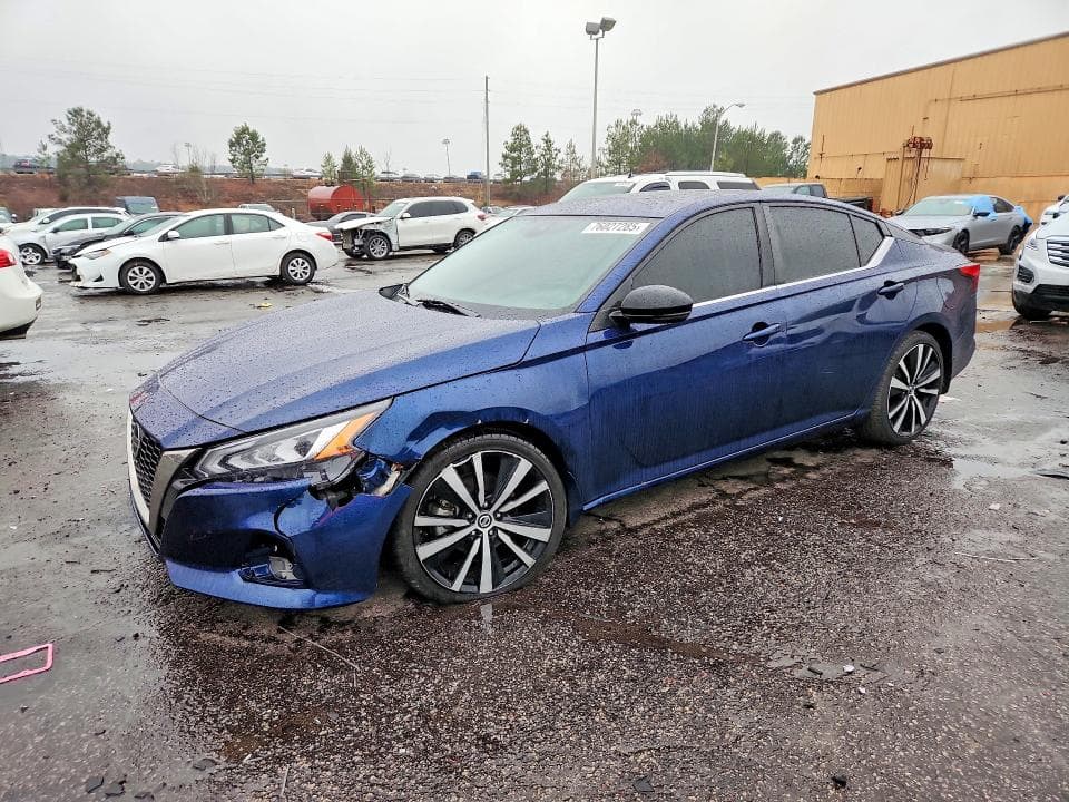 2021 Nissan Altima SR