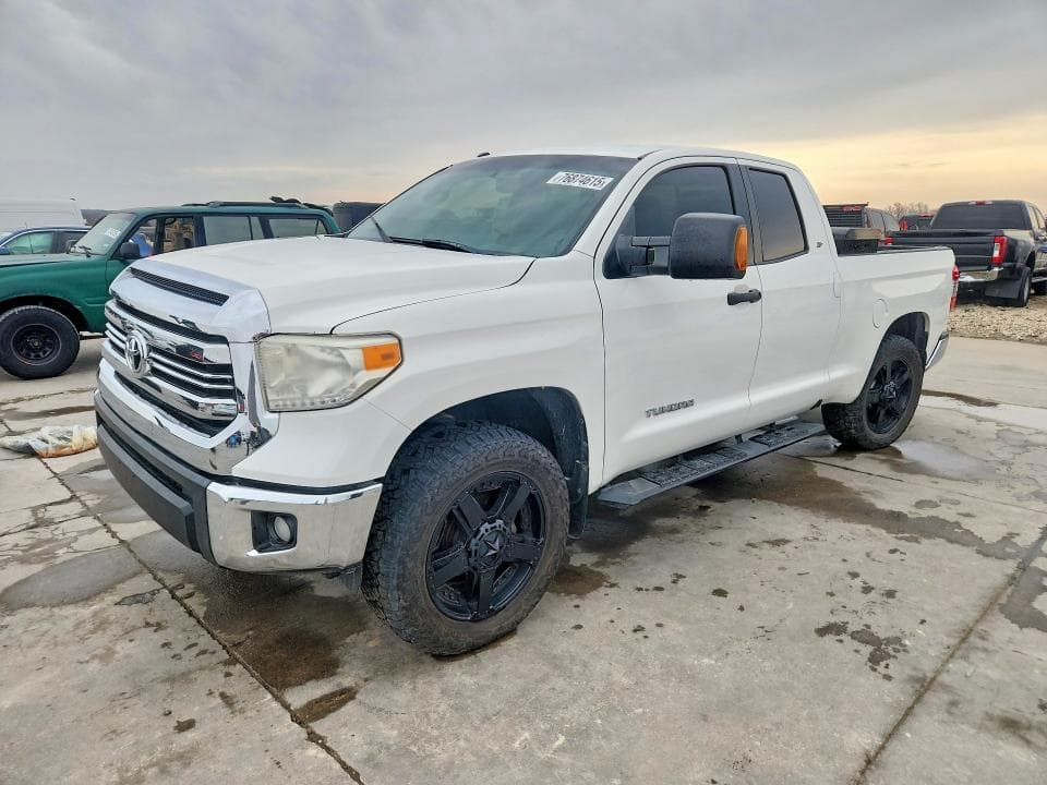 2017 Toyota Tundra SR5