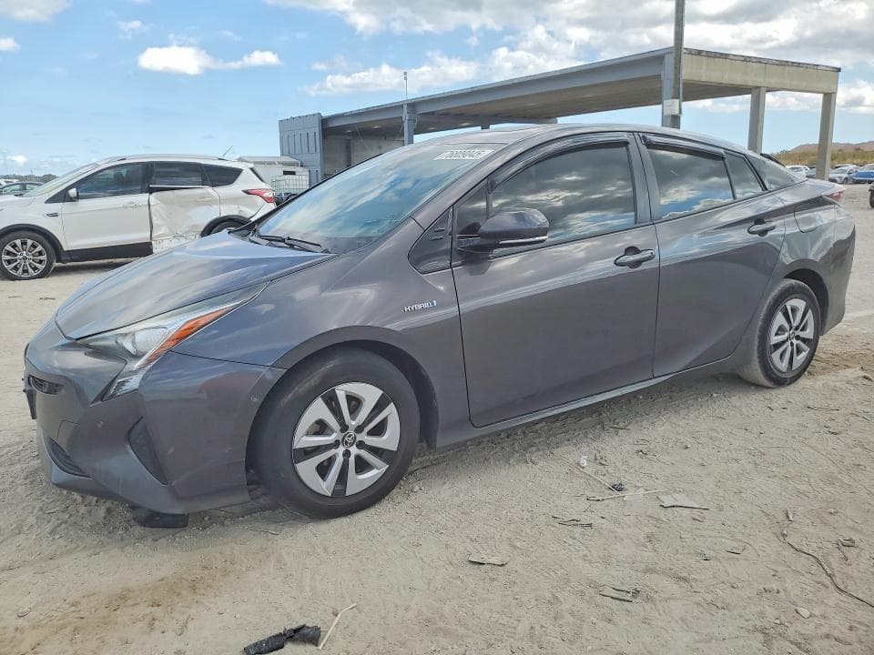 2016 Toyota Prius Four