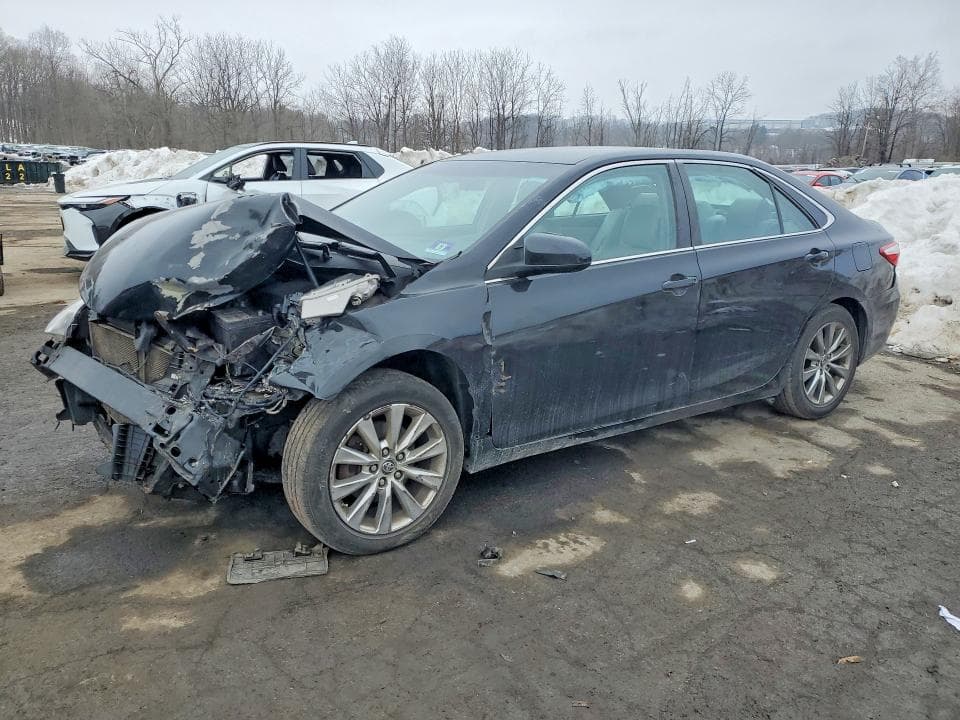 2016 Toyota Camry XLE