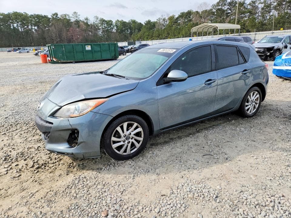 2013 Mazda 3 I