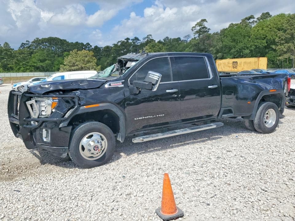 2022 GMC Sierra K3500 Denali