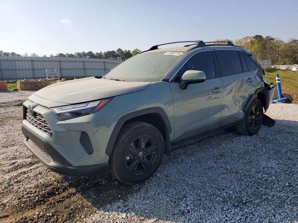2022 Toyota RAV4 XLE