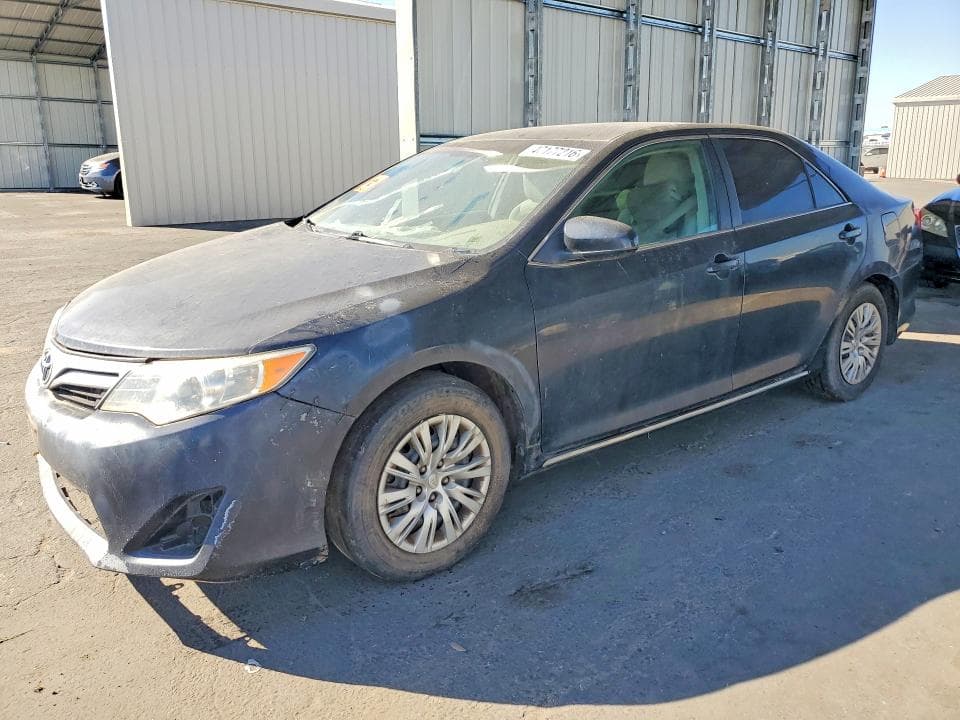 2014 Toyota Camry LE