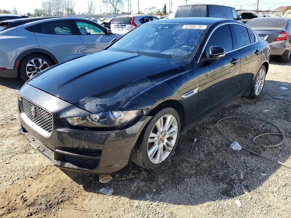 2019 Jaguar XE AWD 4C 25T