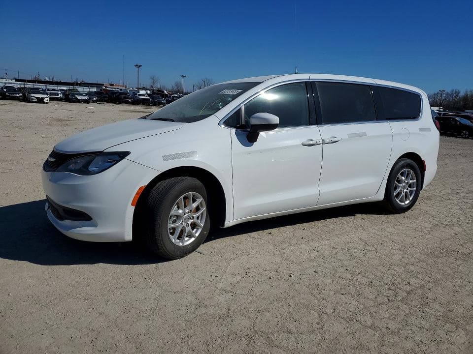2023 Chrysler Voyager LX