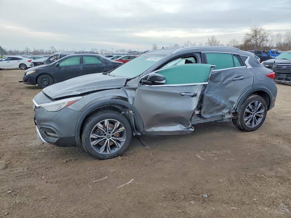 2017 Infiniti QX30 Luxury