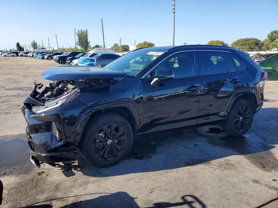 2024 Toyota RAV4 Hybrid SE
