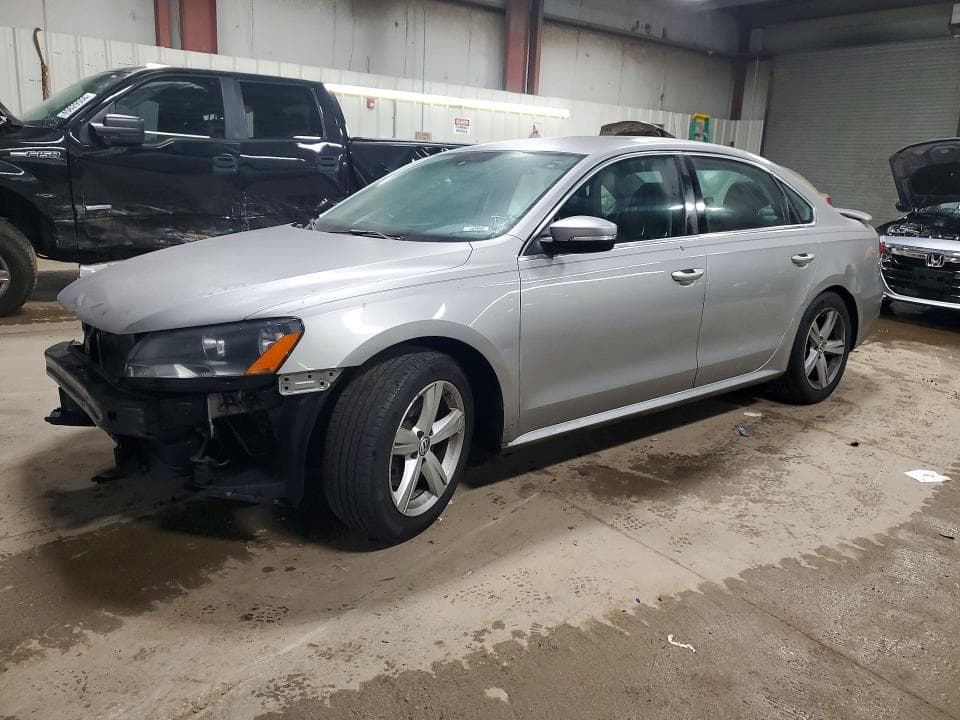 2013 Volkswagen Passat SE