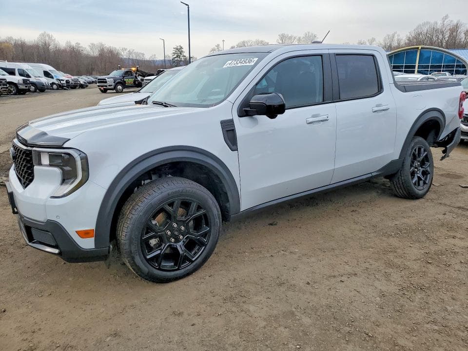 2025 Ford Maverick Lariat
