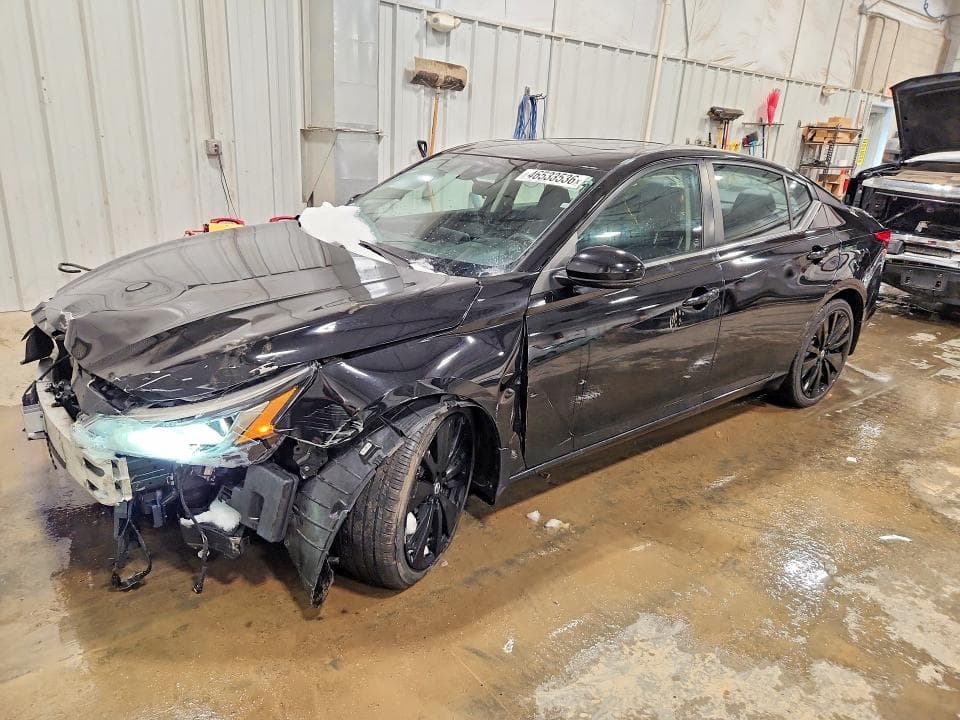 2022 Nissan Altima 2.5 SR