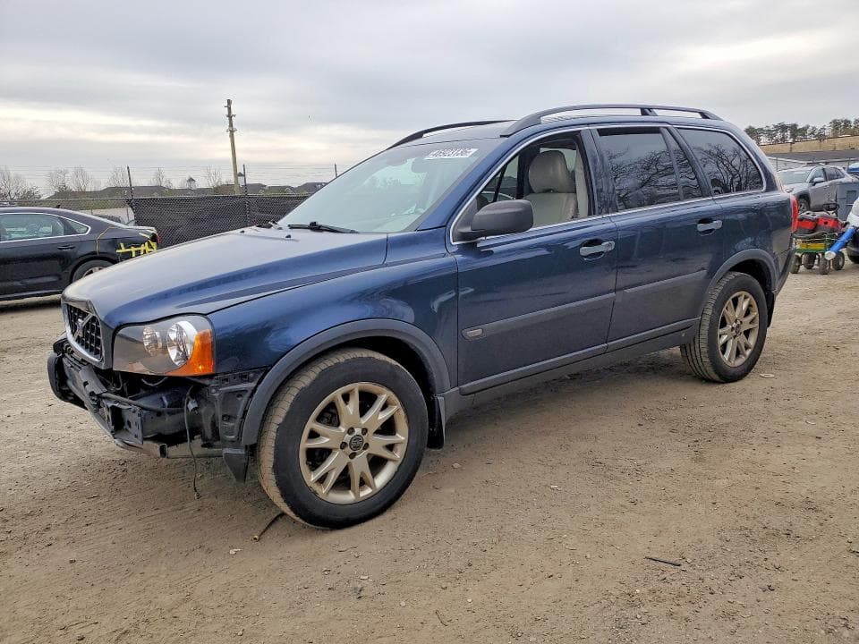 2004 Volvo XC90 T6