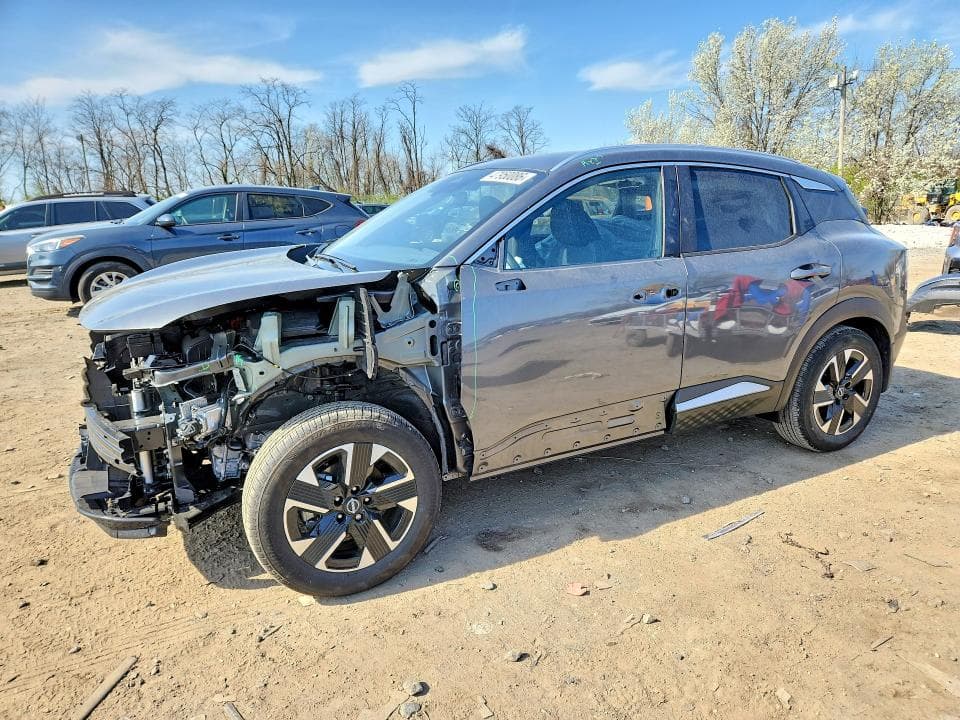 2025 Nissan Kicks SV