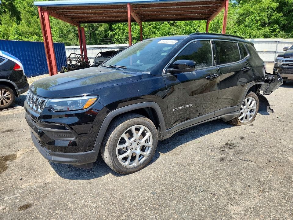 2023 Jeep Compass Latitude LUX