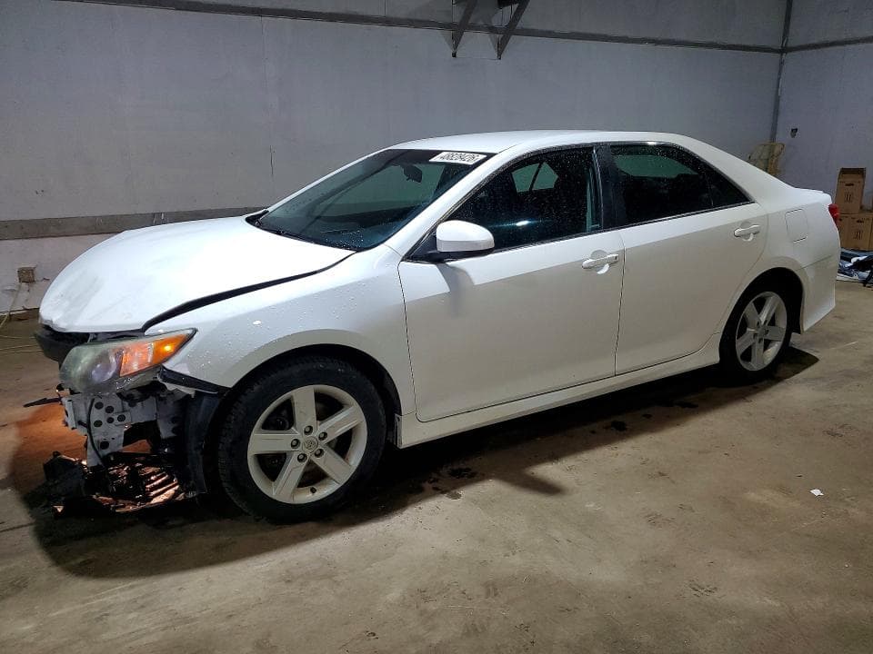 2013 Toyota Camry SE