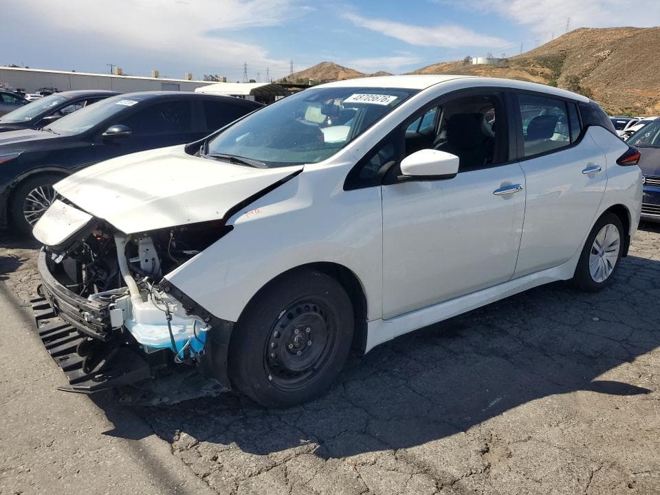 2025 Nissan Leaf S