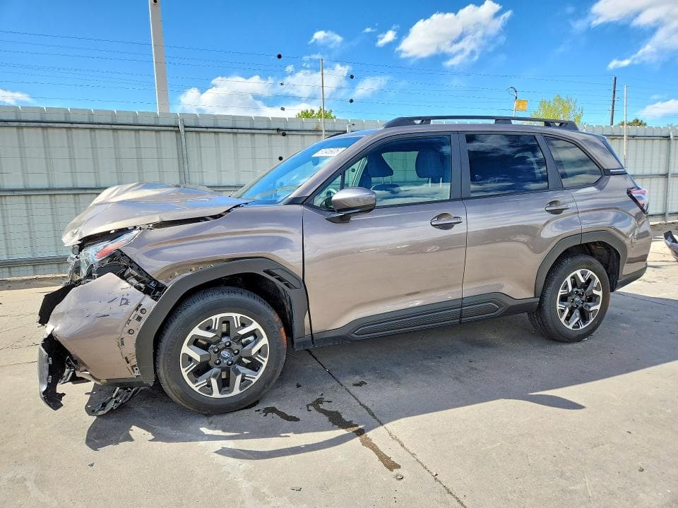2025 Subaru Forester Premium