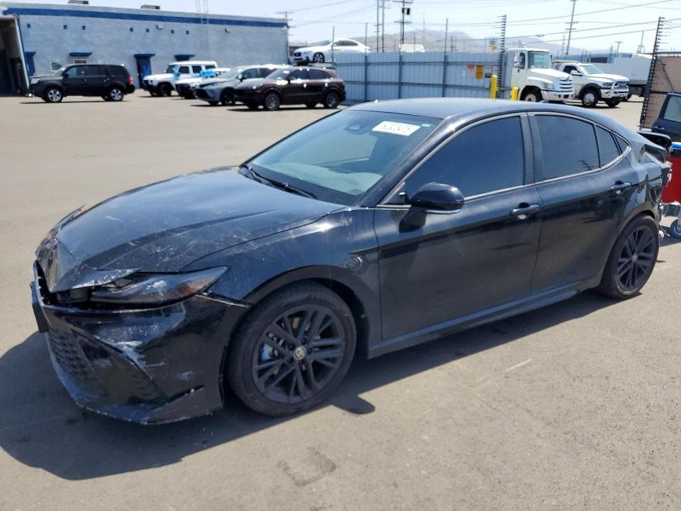 2025 Toyota Camry SE