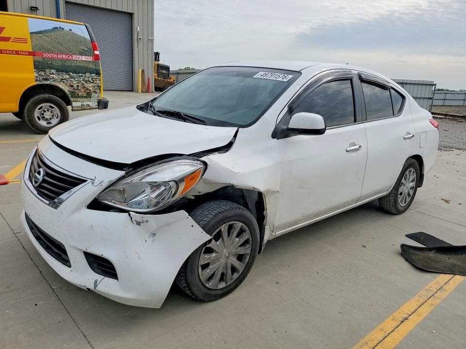 2012 Nissan Versa 1.6 S
