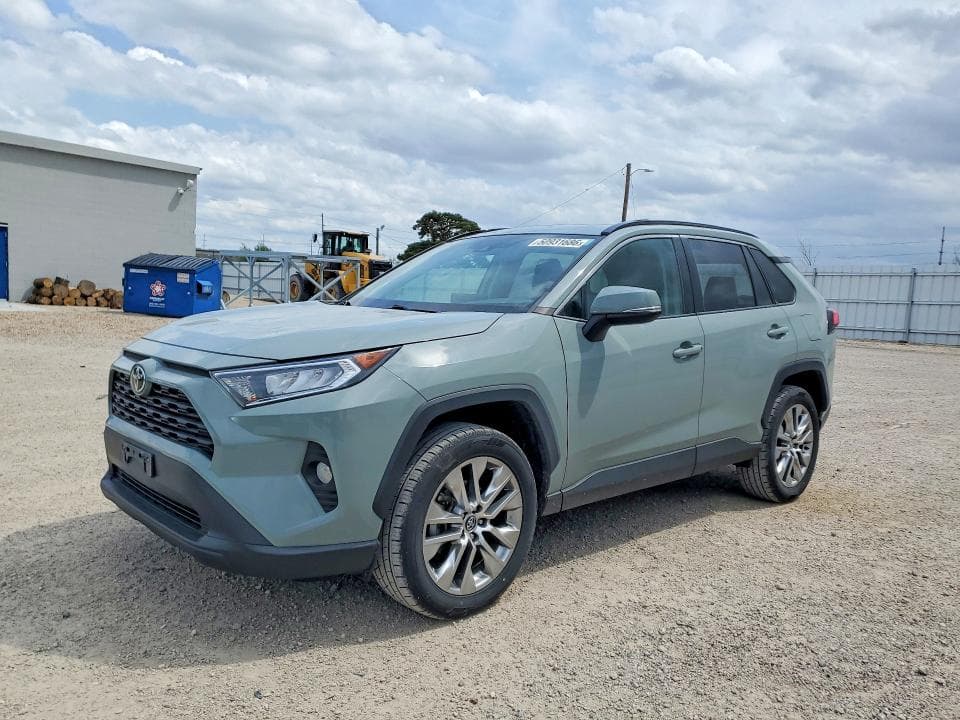 2020 Toyota RAV4 XLE Premium