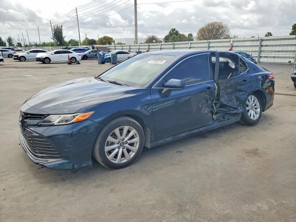 2019 Toyota Camry LE