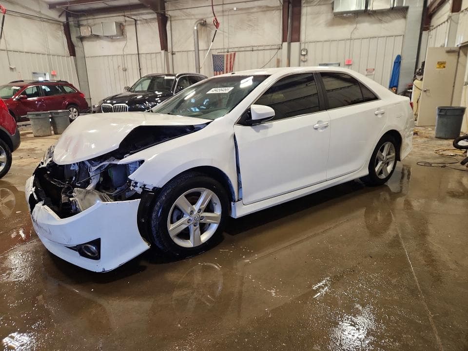 2014 Toyota Camry SE