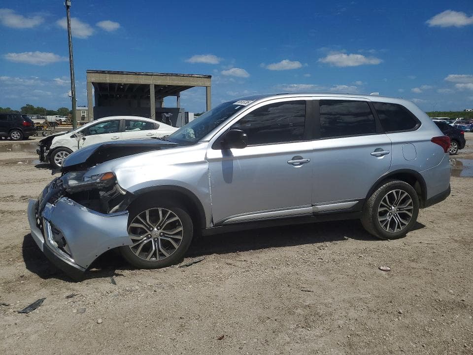 2017 Mitsubishi Outlander ES