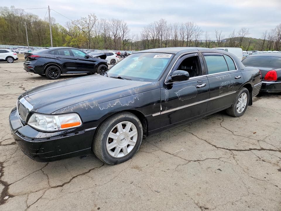 2011 Lincoln Town CAR Executive L